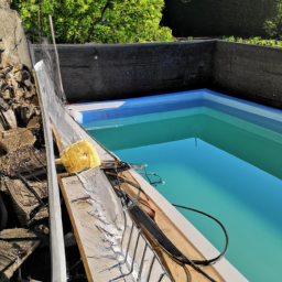 Piscine Extérieure à Coque : Élégance et Facilité d'Entretien Anglet